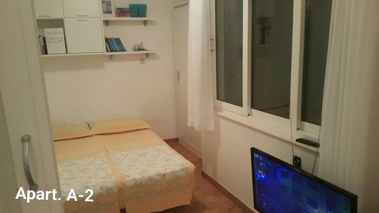 Apartmani A1 Marina, Okrug Gornji Trogir Exterior photo